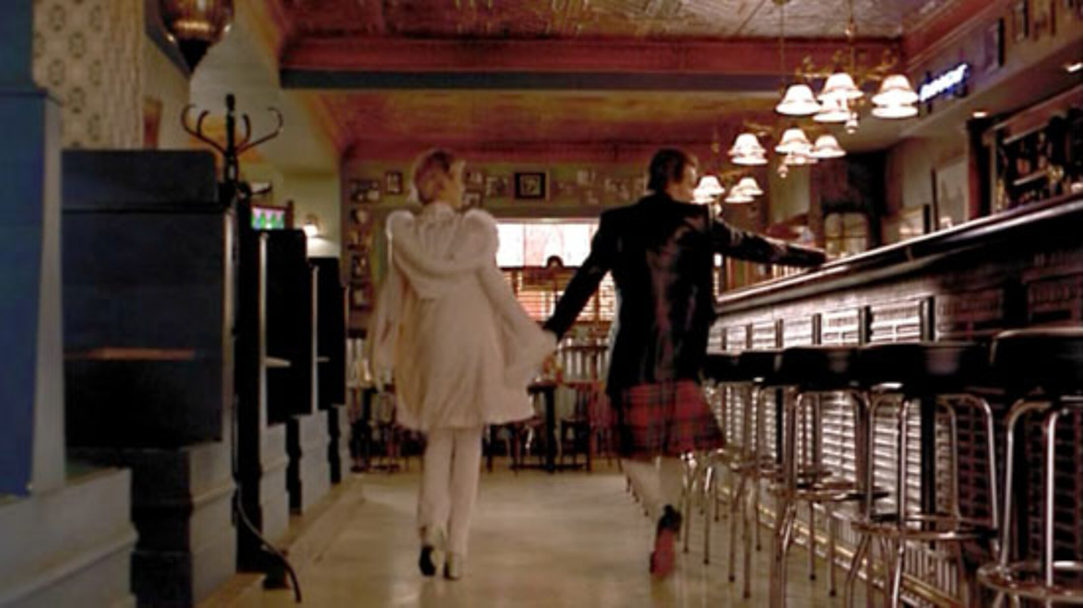 A Life Less Ordinary — production still 8